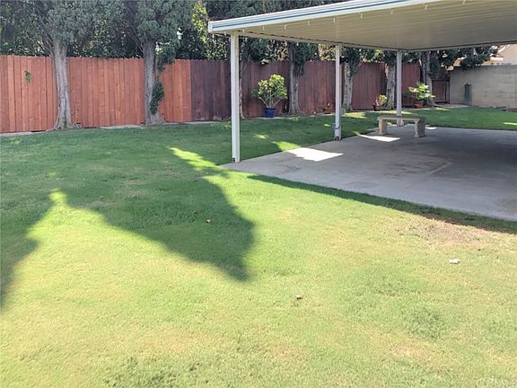 4th image of 1218 E Park Ln