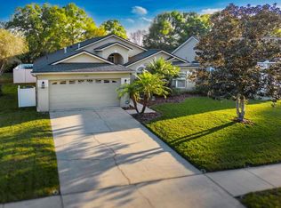 5513 Foxtail Ct, Zephyrhills, FL 33543