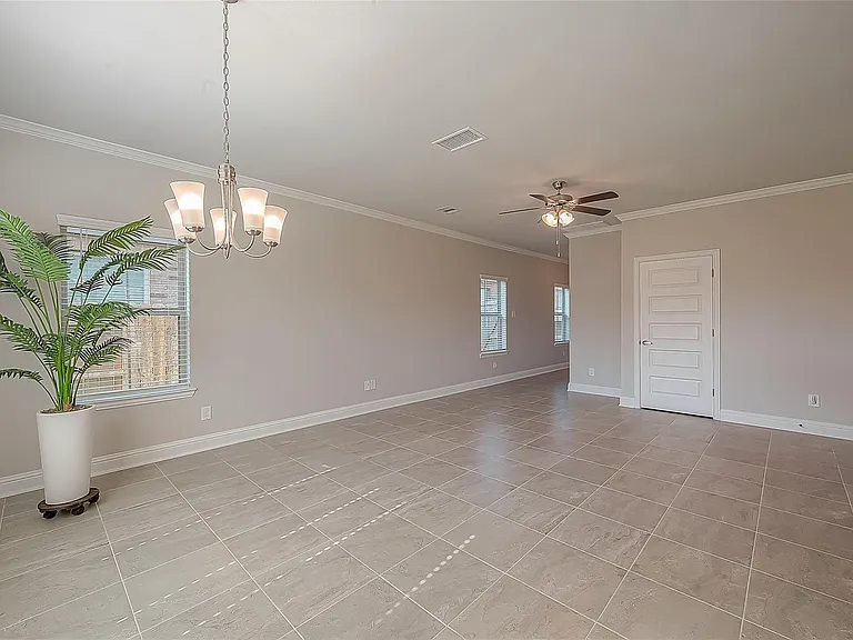 462 Aurora Creek Ln — Photo 8