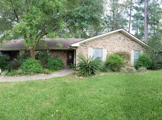 904 Denton Dr, Jasper, TX 75951