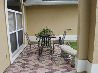 150 Kings Way, Royal Palm Beach, FL 33411
