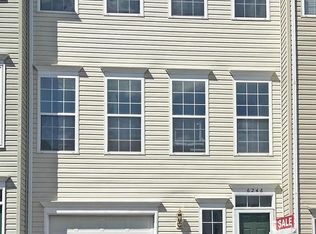 6246 Frosty Winter Ct, Centreville, VA 20120