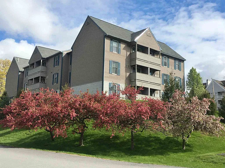 101 Eastern Ave #303 — Photo 4