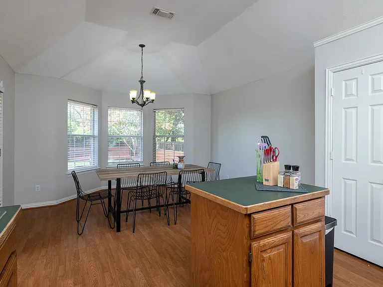 2524 Coffey Dr — Photo 23