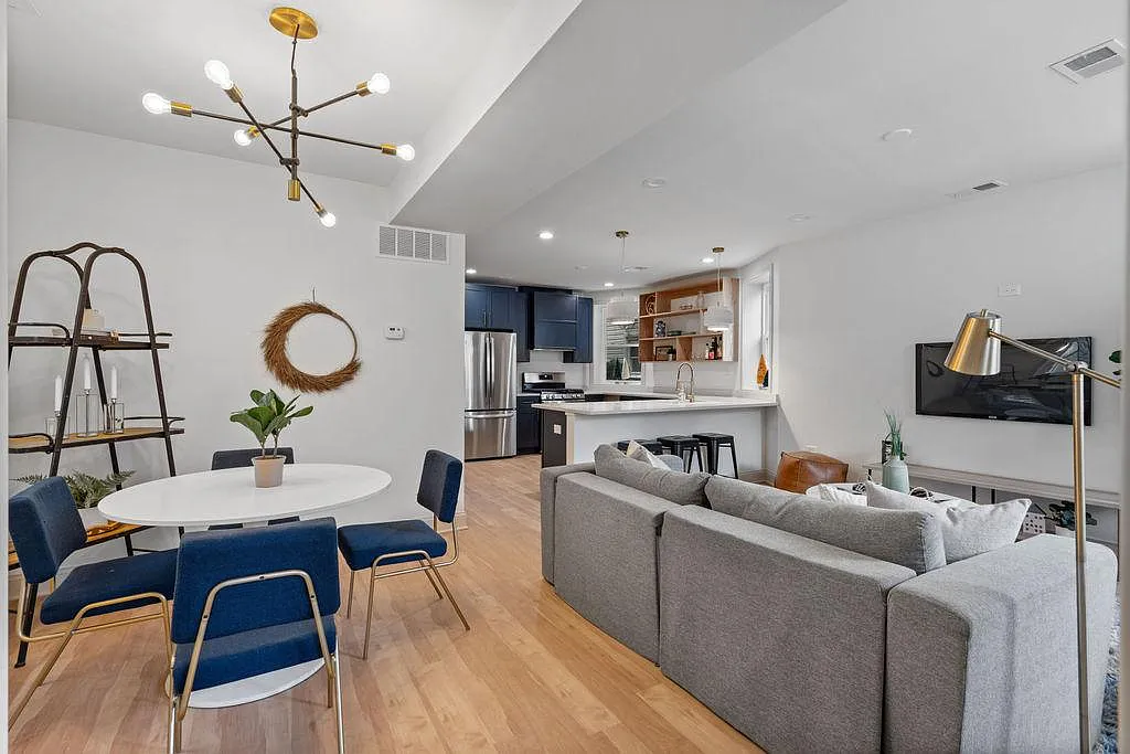 2 bed, 1200 sqft, $2,500 — Photo 3