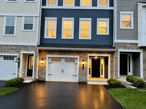 3 Cooper Ct #24, Royersford, PA 19468