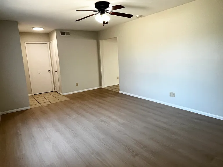 8470 Ivory Coast Dr — Photo 4