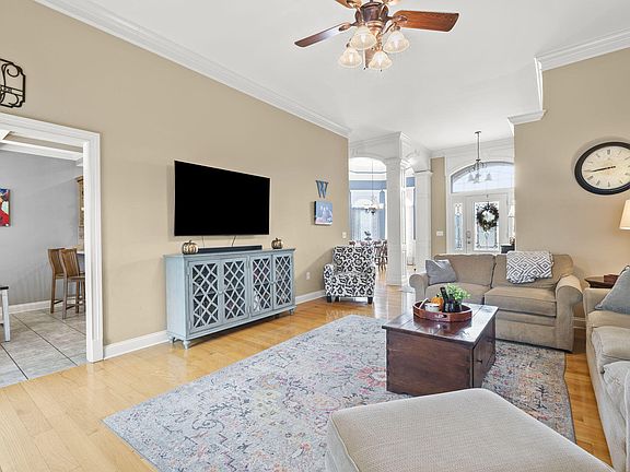 4th image of 118 Prewitt Dr