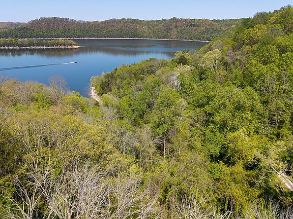 3rd image of 588 Austin Bottom Rd