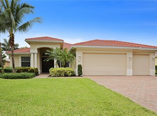 365 Cypress Way W, Naples, FL 34110