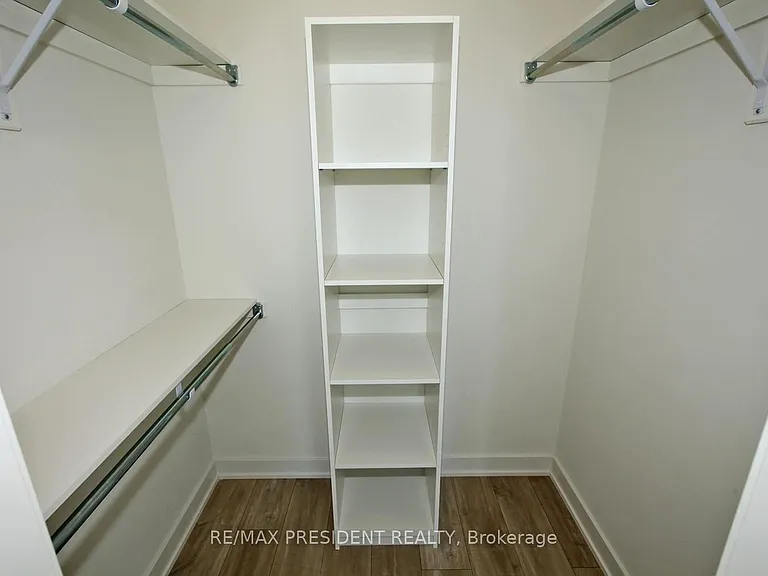 27 Bathurst St #404W — Photo 14
