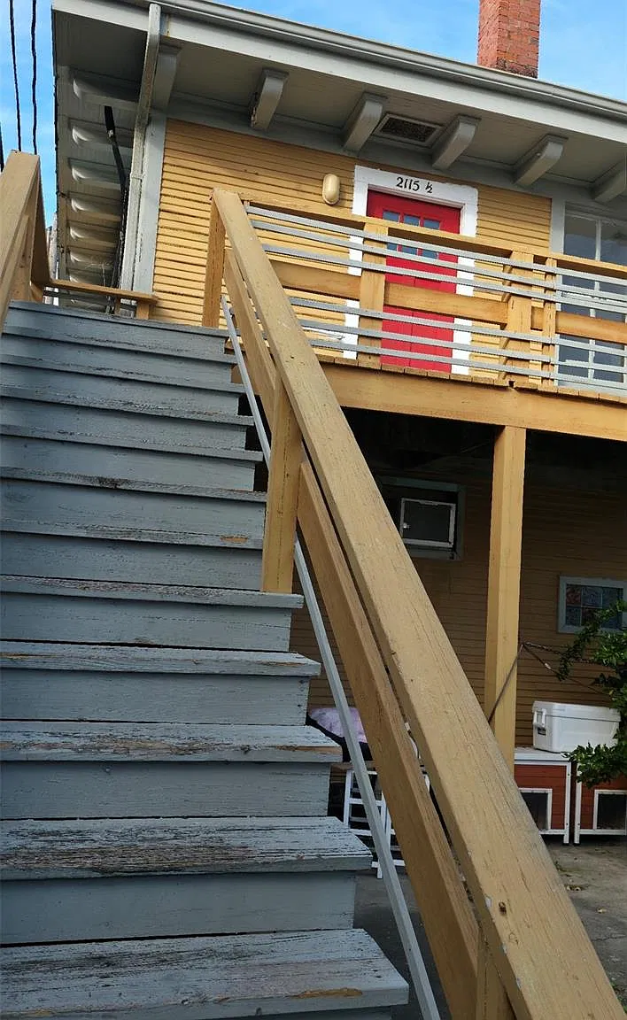 2 bed, 1.0 bath, 960 sqft, $1,500 — Photo 2
