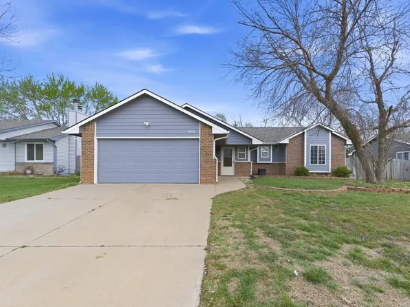 10810 W Carr Ave, Wichita, KS 67209