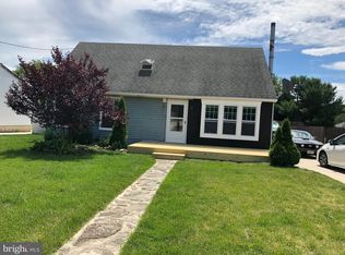 130 Virginia Ave, Williamstown, NJ 08094