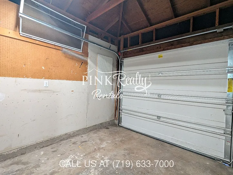 4026 Shelley Ave — Photo 32