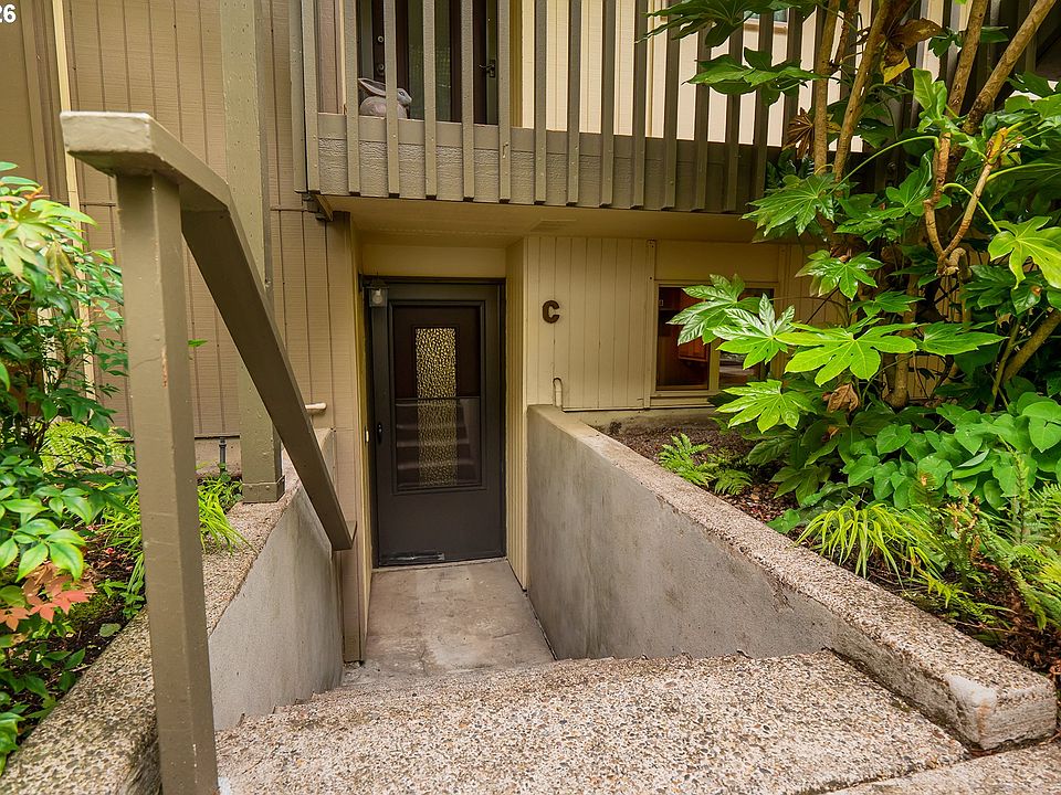 1st image of 4047 Donald St APT C