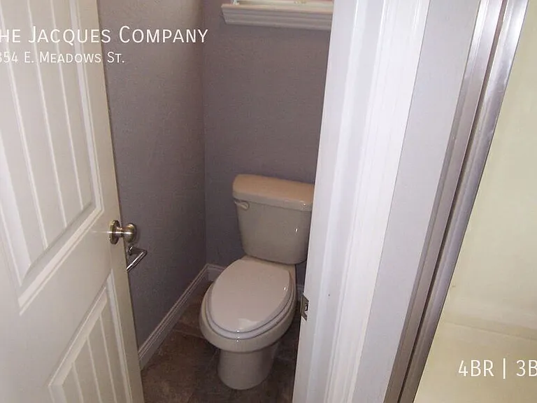 2854 W Meadows Dr — Photo 14