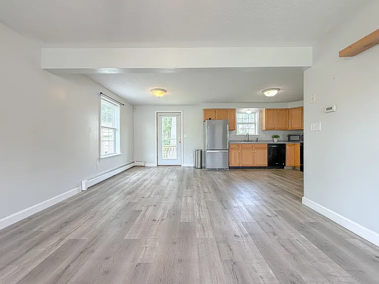 9 Dakota Dr — Photo 17