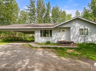 1548 N Pioneer Peak Dr, Wasilla, AK 99654