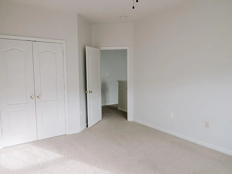 110 Quinton Oaks Cir — Photo 33