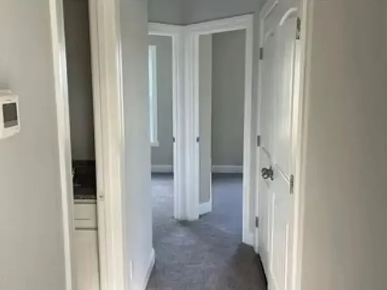 !! Get $100 Off !! 3br 2.5ba Home W/ Updated Kitchen Stainless Appliances Assigned Parking In Sal... — Photo 12