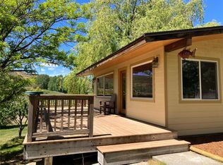 9 Rendezvous Rd, Winthrop, WA 98862