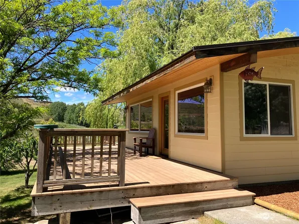 9 Rendezvous Road, Winthrop, WA 98862