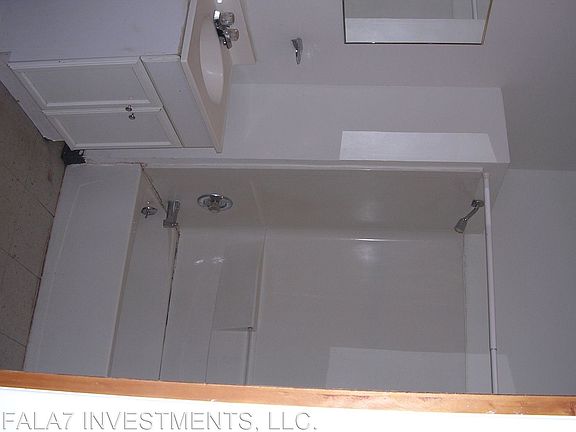 5th image of 2448 N Holton St #10399289