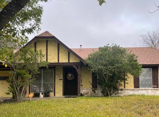 5710 Bear Lake Dr, San Antonio, TX 78244