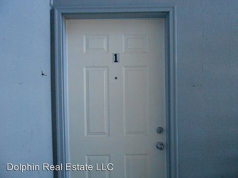 3rd image of 166 NE 8th St APT 1