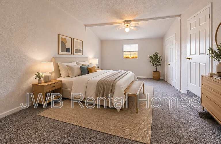 5361 Broadway Ave — Photo 8