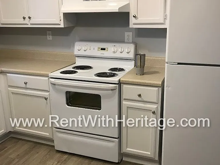 1709 Nutmeg St — Photo 7