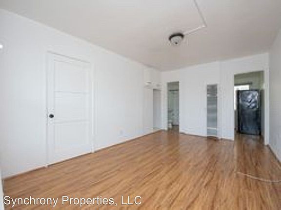 5th image of 545 Linden Ave #17