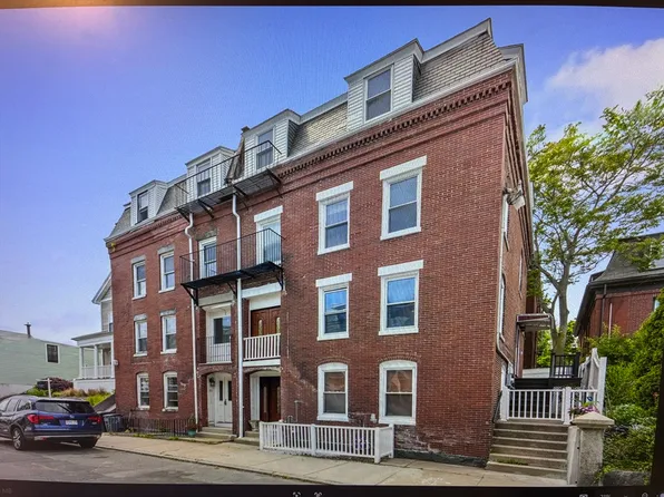 21 Parker St, Charlestown, MA 02129