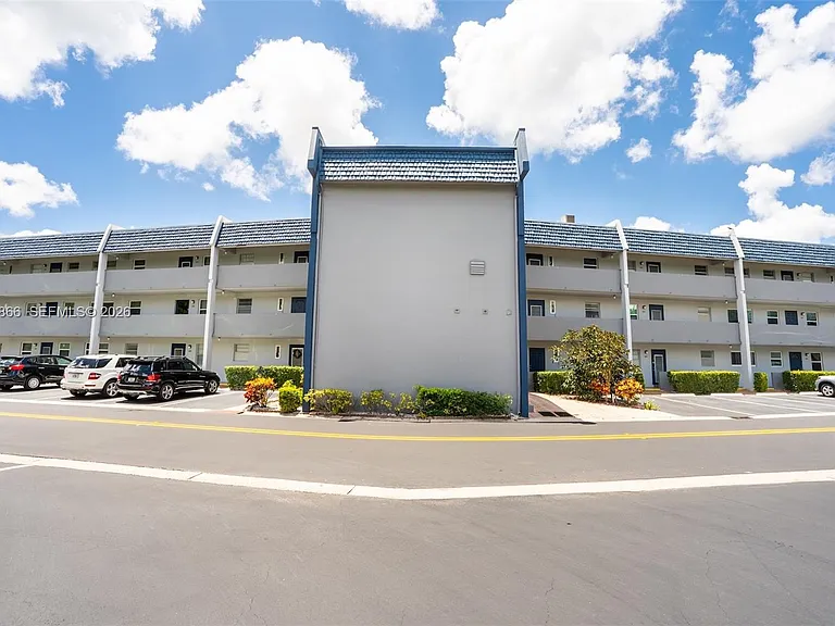 7877 Golf Circle Dr #108 — Photo 19