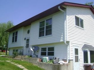 8546 County Road 21, La Crescent, MN 55947