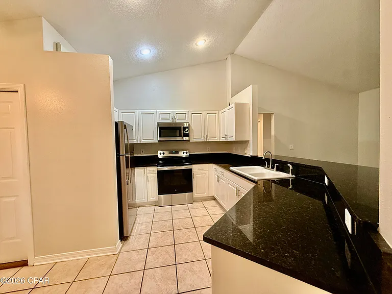 232 Summerwood Dr — Photo 4
