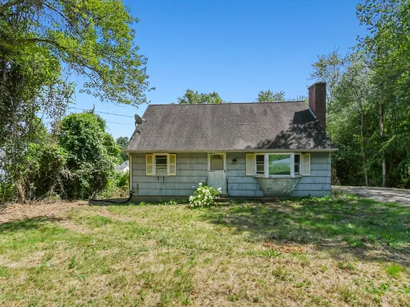 33 Granville Rd, Southwick, MA 01077