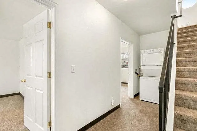 Glenmoor Townhomes — Photo 10