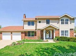 7817 Tanager Ct, Saint Louis, MO 63119