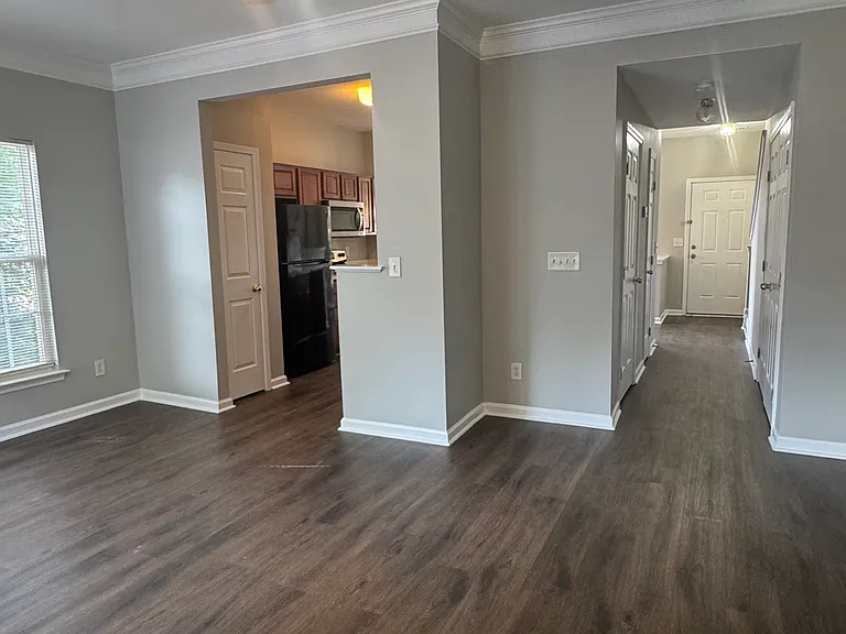 1306 Stourbridge Lion Dr — Photo 11