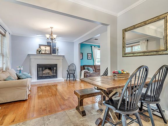 3rd image of 24 Saint Georges Ave
