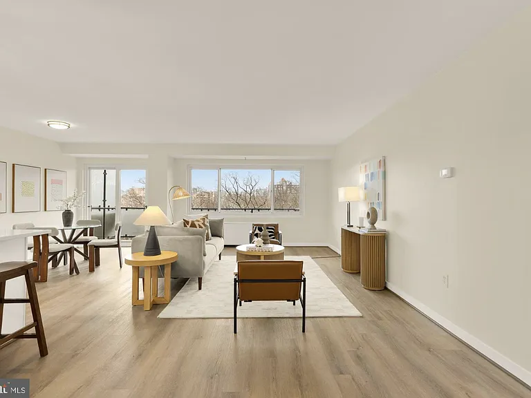 4201 Cathedral Ave NW #1009 — Photo 4