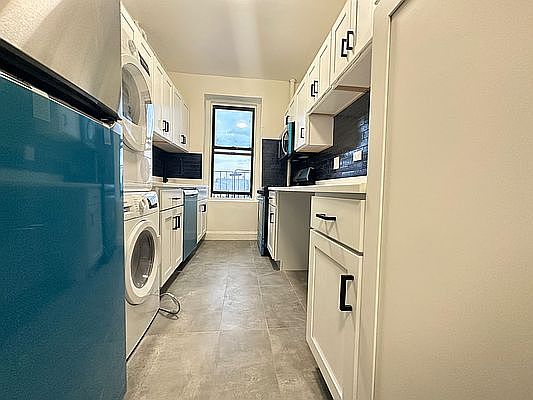 2nd image of 3111 Heath Ave APT 61B