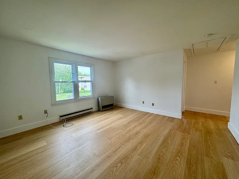 27 Minott St #7 — Photo 5
