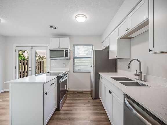2nd image of 720 Michael View Ct #121