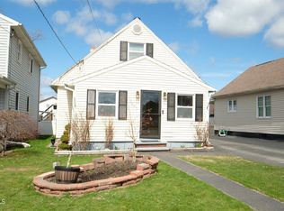 3045 Myrtle Ave, Schenectady, NY 12306