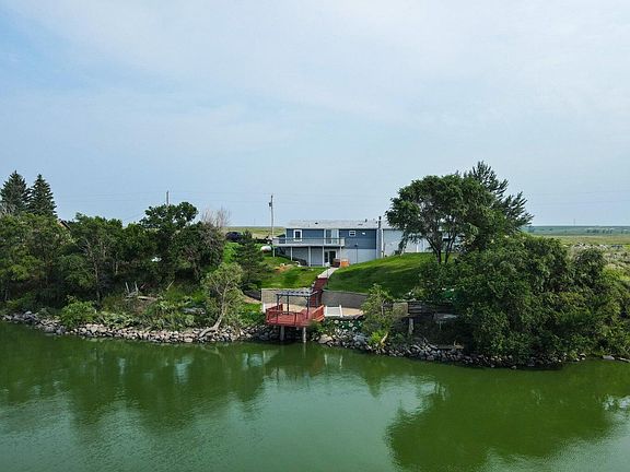 5th image of 40526 S Shore Rd