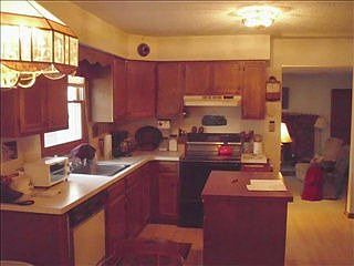 4th image of 42 Rolling Hills Dr