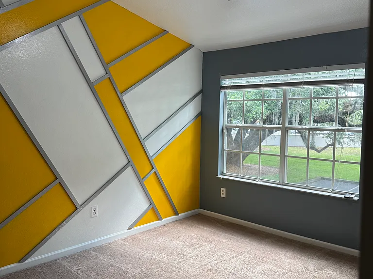 1090 Vineland Pl — Photo 15